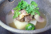 "Kurogewa" premium beef oxtail and "Syogoin" Japanese daikon radish, Pot on fire style